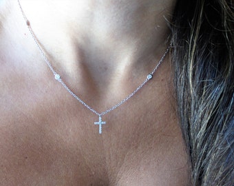 Diamond Cross Necklace / Diamond Station Cross Necklace / 14k White Gold Diamond Necklace / Dainty Diamond / Diamond Bezel Set Necklace