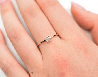 Emerald Cut Diamond Ring 0.24ct VS1 I Color / Diamond Engagement Ring  /  14k Gold Dainty Diamond Ring / Minimalist Diamond Ring / Stackable