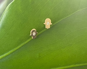 Diamond Hamsa Earrings / Hamsa Studs / 14k Gold Diamond Hamsa Studs / Gold Hamsa Earrings / Small Hamsa Evil Eye Studs