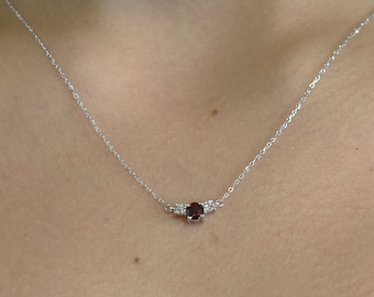 Garnet Diamond Necklace / 14k Gold Garnet Diamond Trio Necklace / Dark Red Garnet Diamond Necklace / January Birthstone Diamond