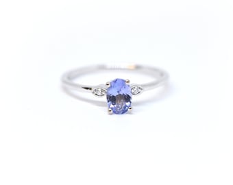 Tanzanite Diamond Ring / 14k Gold Stackable Tanzanite Diamond Ring / Dainty Tanzanite Engagement ring / Oval Tanzanite Ring