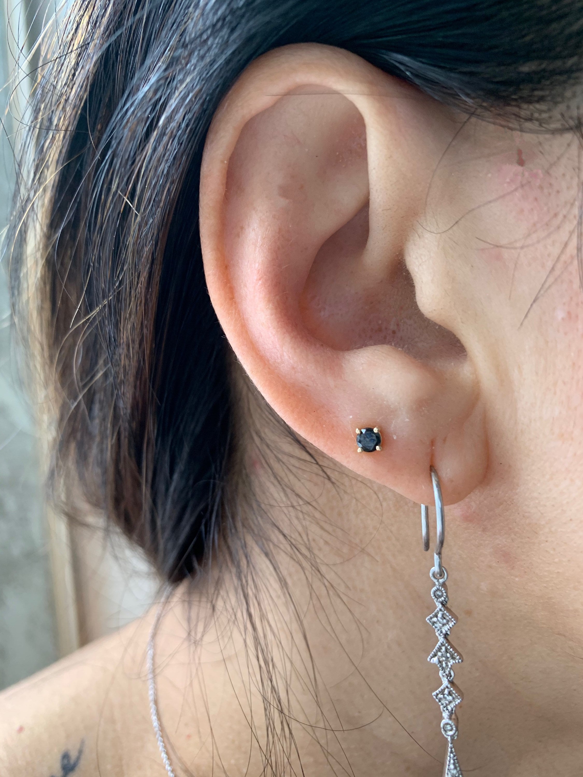 4 Prong Round Studs - 14k White Gold, 0.75 Ct (12619) 4 Prong Round Studs - 14k White Gold, 0.75 Ct (12619)