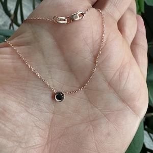 Collier diamant noir / Collier en or 14 carats et diamant noir 0,20 ct / Collier en or 14 carats et diamant noir / Collier diamants délicats / Lunette diamants
