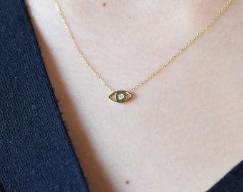 Diamond Evil Eye Necklace / 14k Gold Diamond Evil Eye Necklace / Petite Minimalist Diamond  Evil Eye / Diamond Evil Eye / Small Evil Eye