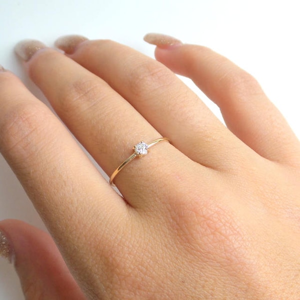 Diamond Engagement Ring / 14k Gold Diamond 0.15ct Engagement Ring /  Delicate Diamond Ring/ Dainty Diamond Ring/ Stackable Ring/ Stackable