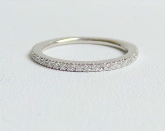Diamond Eternity Band 0.25CT / White Gold Diamond Eternity Wedding Ring / Gold Diamond Eternity Ring / Stackable Gold Ring / Dainty Eternity