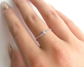 Diamond Ring / 14k  White Gold Diamond Chain Ring 0.07ct / Dainty Diamond Solitaire Ring / Floating Diamond / Minimalist Diamond Ring