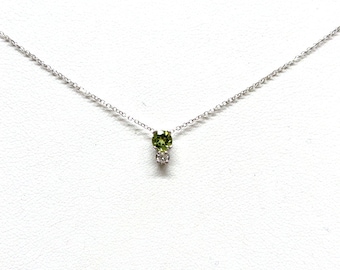 Peridot Necklace with Diamond / 14k White Gold Peridot Necklace / Diamond and Peridot Necklace / August Birthstone Necklace / BridesmaidGift