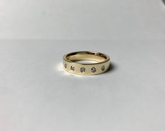 Diamond Ring / 14k Gold Diamond Wedding Band 0.15ct / 14k Solid Gold Diamond Ring / Stackable Diamond Ring