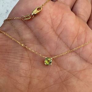 Peridot Necklace 4mm / 14k Gold Peridot Necklace / August Birthstone Necklace / Green Peridot BirthStone Necklace / Peridot Solitaire