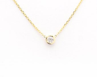 Diamond Solitaire Necklace / 14k Gold Diamond Solitaire Necklace 0.10ct / Every Day Diamond Necklace / Floating Diamond Necklace / Layering