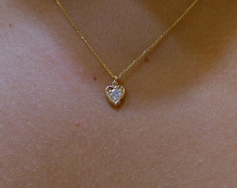 Diamond Heart Necklace/ 14k Gold Diamond Heart Necklace/ Gold Heart Necklace/ Small Heart Pendant/ Diamond Necklace/ Gift for her/ Valentine