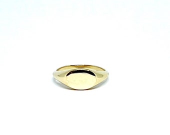 Personalized Signet Ring / Gold Signet Ring / 14k Gold Engravable Signet Ring / Statement Ring