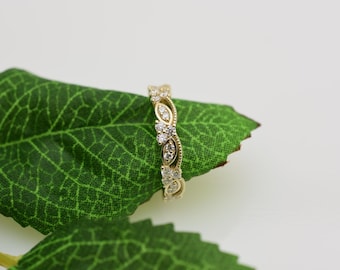 Princess Diamond Wedding Band, Romantic Vintacge Ring, Stackable 14k Gold Ring