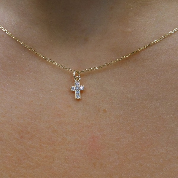 Small Diamond Cross Necklace / 14k Gold Cross Necklace / Tiny Diamond Cross / Petite Diamond Cross/ Diamond Mini Cross / Gold Tiny Cross