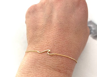 Gold Wave Bracelet / 14k Gold Wave Bracelet / Layering Wave Bracelet