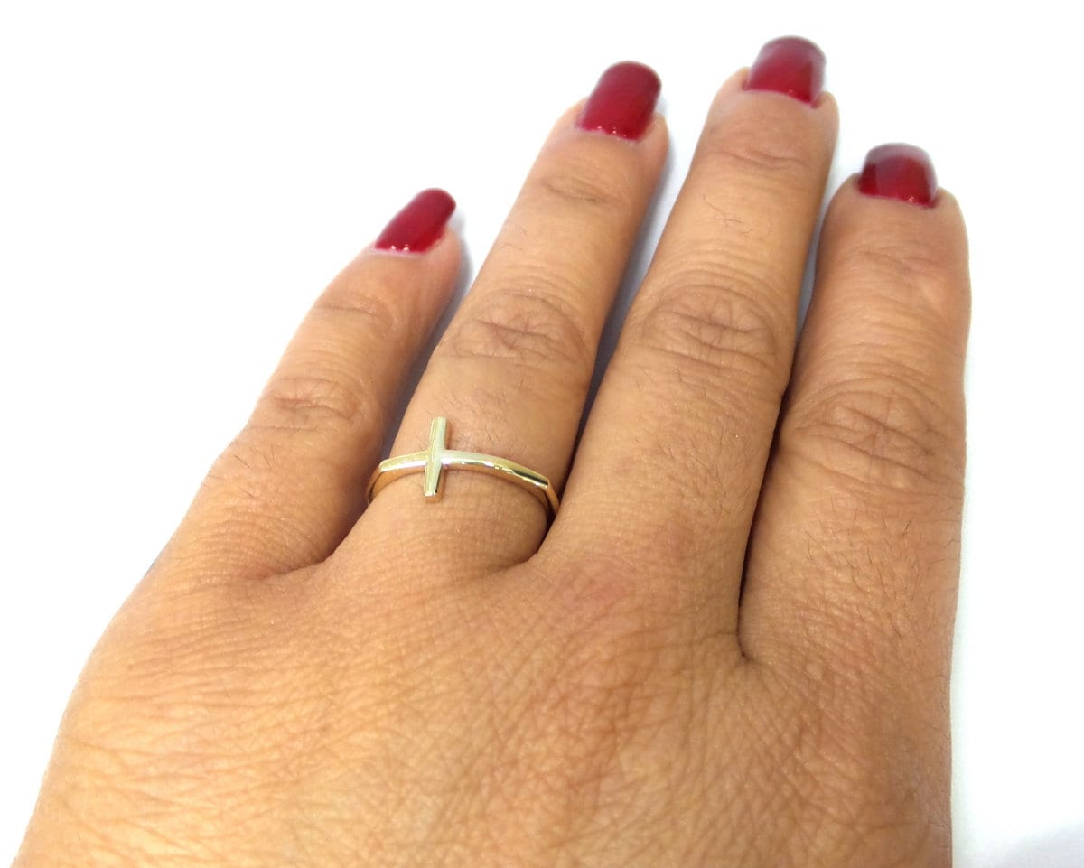 Ħabbata Dolphin & Maltese Cross Ring – Carisma Collections