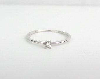 Diamond Solitaire Ring / 14k Gold Diamond Ring /  Minimalist Diamond Ring / Stackable Diamond Ring / Prong Set Diamond Ring