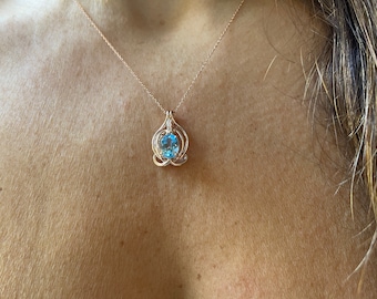 Blue Topaz Diamond Necklace / 14k Gold Swiss Blue Topaz Diamond Necklace / Gold Diamond Blue Topaz Necklace / December Topaz