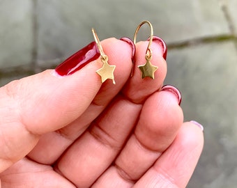 Star Earrings / Star Charm Earrings / 14 k Gold Star Earrings