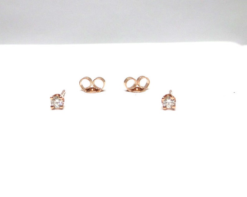 Diamant Ohrstecker 0.10 tcw / 14k Rose Gold Diamant Solitär Ohrringe / Kleine Diamant Ohrringe / Runde Diamant Ohrringe / Zierliche Ohrstecker Bild 6