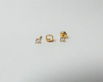 Diamond Stud Earrings 0.10 tcw / 14k Gold 3 Prong Diamond Solitaire Earrings / Small Diamond Earrings / Round  Diamond Earrings /Dainty Stud