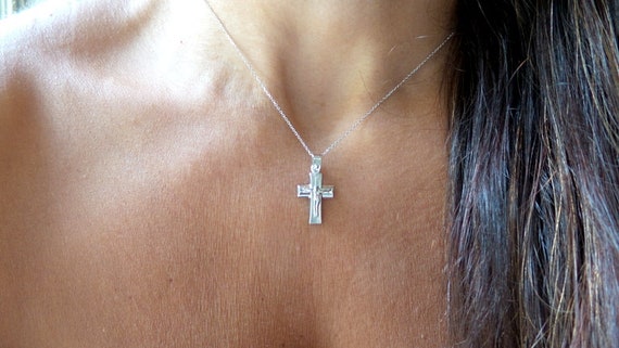 Crucifix Cross Necklace / 14k White 