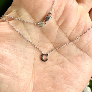 Collar con inicial / Collar con letras de oro de 14 k / Collar con letras minimalista / Collar con inicial delicado / Collar con letras de oro / Regalo de cumpleaños