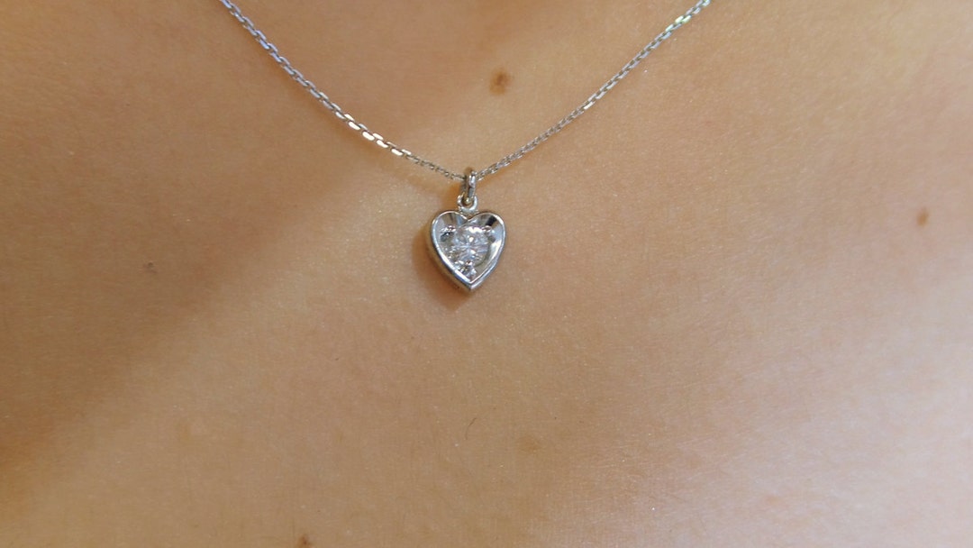 ChanSutt - Small Diamond Heart Necklace