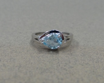 Aquamarine Ring/ Sterling Silver Genuine Aquamarine Ring/ Genuine 0.90ct Pair Shaped Aquamarine Engagement Ring Sterling Silver