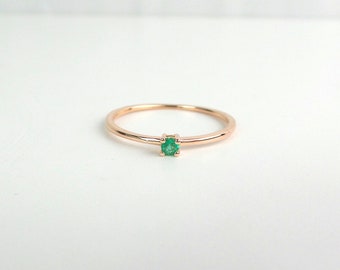 Emerald Ring / Natural Emerald Ring 0.05CT / 14k Gold Emerald / Columbian Emerald Ring / May Birthstone Ring / Solitaire Emerald Ring