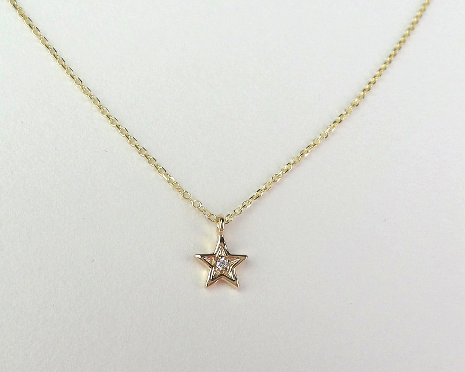 Diamond star necklace Clearance