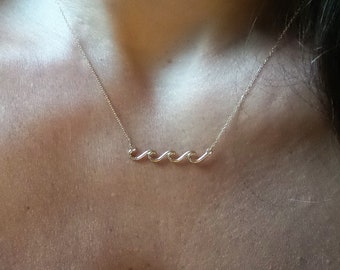 Wave Necklace / 14k Gold Wave Necklace / Solid 14k Gold Wave Necklace