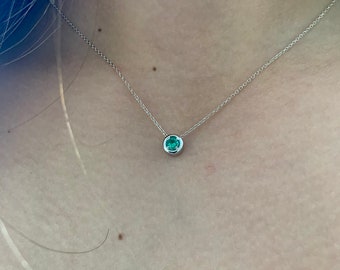 Emerald Necklace / 14k Gold Emerald Necklace / Solitiare Emerald Necklace / May Emerald Birthstone / Gold Emerald Necklace / May