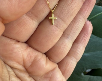 Small Cross Necklace / 14k Gold Small Cross Pendant / Solid Gold Cross / Communion Cross / Confirmation Cross / Baptism Cross / Religious