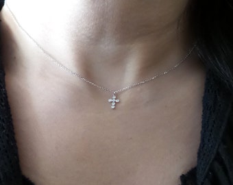 Small Diamond Cross / 14k White Gold Diamond Cross / Layering Dainty Diamond Cross Necklace / 14k Communion / Confirmation / Baptism Cross