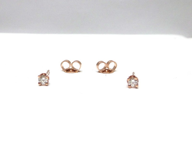 Diamant Ohrstecker 0.10 tcw / 14k Rose Gold Diamant Solitär Ohrringe / Kleine Diamant Ohrringe / Runde Diamant Ohrringe / Zierliche Ohrstecker Bild 2