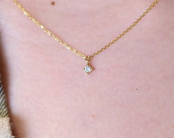 Diamond Solitaire Necklace / 14k Gold Diamond Necklace / Petite Diamond / Mothers Day Diamond Necklace / Bridal Diamond / Floating