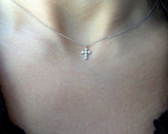 SMALL DIAMOND CROSS NECKLACE 14K WHITE GOLD 0.07CT NATURAL EARTH MINED DIAMONDS