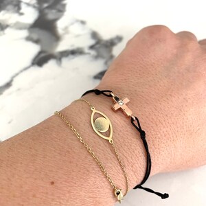 Pulsera de cruz de diamantes en oro rosa de 14 k: cordón ajustable