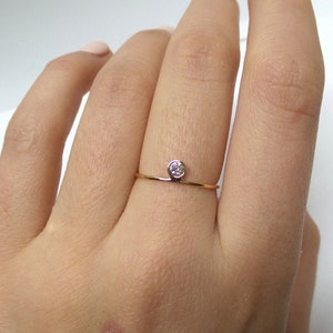 Diamond Bezel Ring / 14k Gold Diamond Ring 0.08CT /  Minimalist Diamond Ring / Dainty Diamond Ring / Solitaire Ring / Gold Stackable Ring