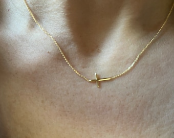Small Cross Necklace / 14k Gold Sideways Cross Necklace / Gold Cross Necklace / Baptism Gift / Communion / Confirmation / Confirmation