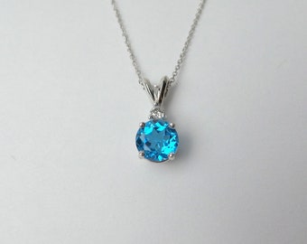 Blue Topaz Necklace / Blue Topaz Solitaire Necklace / Diamond Blue Topaz Necklace / 14k White Gold Blue Topaz Necklace / December Birthstone