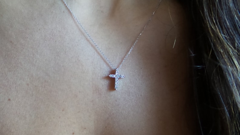 14kt .19cts Dia Cross Necklace PZ6834 main image 0