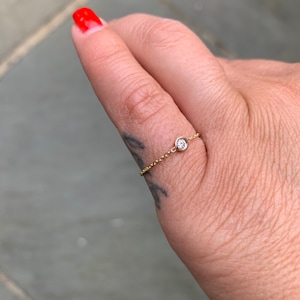 Diamond Ring / 14k Gold Diamond Ring 0.05ct / Dainty Diamond Solitaire Ring / Floating Diamond / Minimalist Diamond Ring / Daily Ring