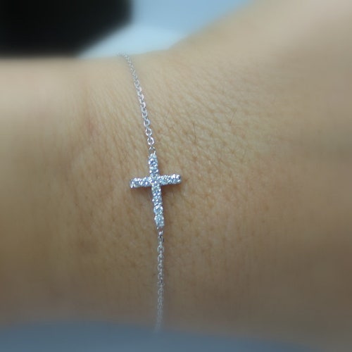 Diamond Cross Bracelet / 14k White Gold 