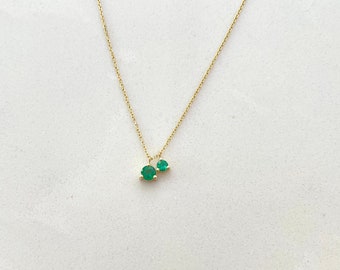 Emerald Necklace / 14k Gold Emerald Solitaire Necklace / Birthstone Emerald Necklace / Prong Set Emerald / Green Emerald Necklace / May Gem