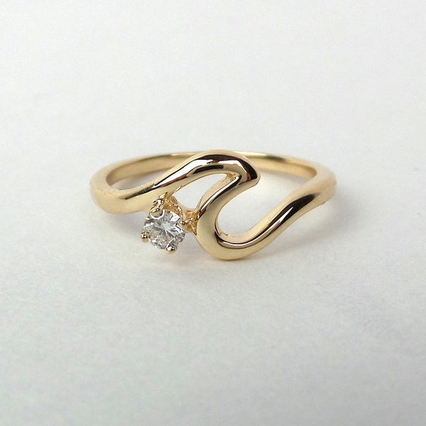 Wave Ring / Gold Wave Ring / Diamond Wave Ring / 14k Gold Wave Ring / Beach Jewelry Wave Ring / Surfers Oceans Ring