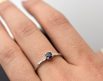 Sapphire Diamond Ring / 14k Gold Diamond Sapphire Ring / Birthstone Sapphire Ring / Stackable Sapphire Ring