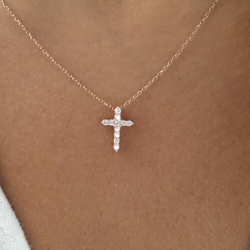 Diamond Cross Necklace / 14k Gold 